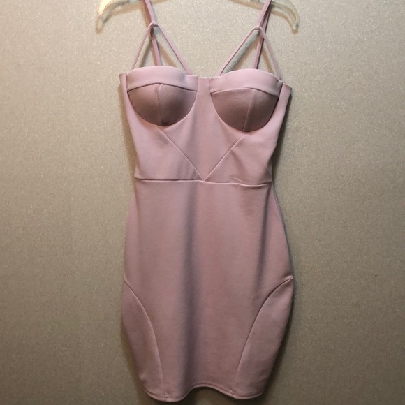 Pretty Little Thing Dresses & Skirts - PLT Mauve Carrie Dress